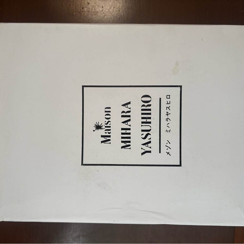 Maison Mihara Yasuhiro White Box